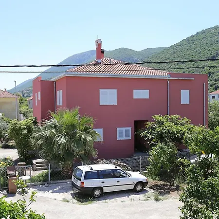 10136a * Trpanj