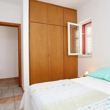 Appartement 10136a Trpanj